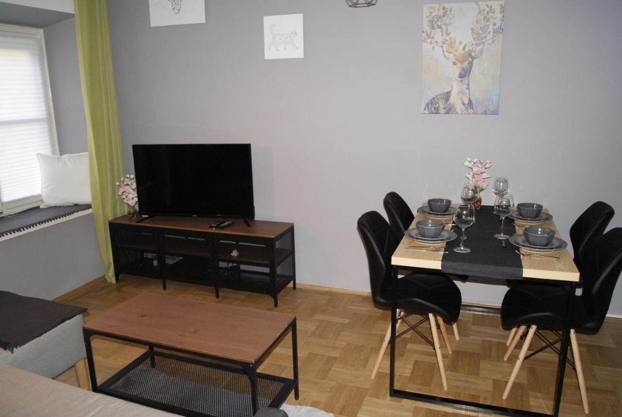 Under Castle Apartment Warszawa Zewnętrze zdjęcie